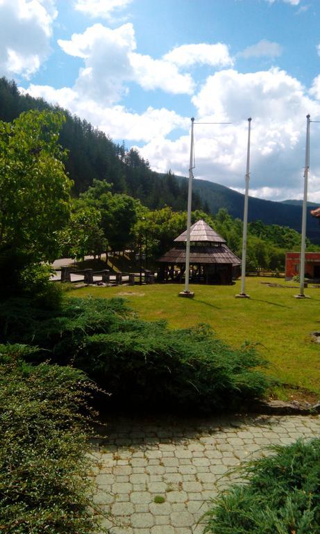 Planinska Kuca Vila Mokra Gora Exterior foto