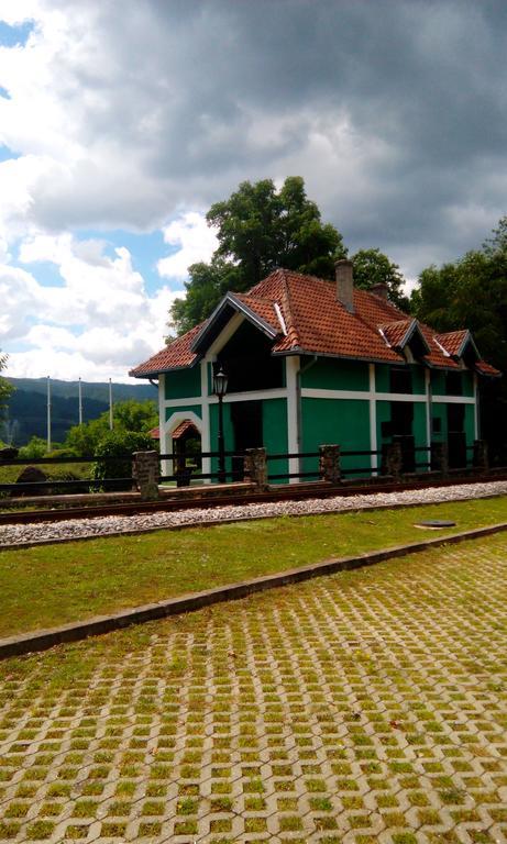 Planinska Kuca Vila Mokra Gora Exterior foto