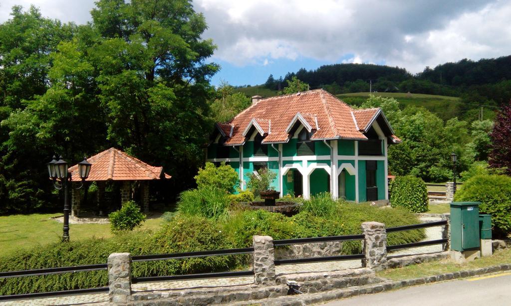 Planinska Kuca Vila Mokra Gora Exterior foto